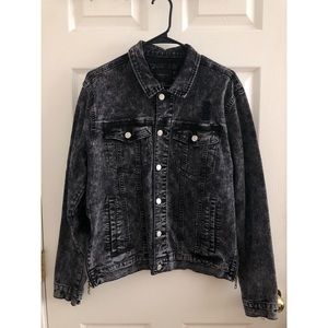 Men’s Distressed Denim Jacket in Acid Wash